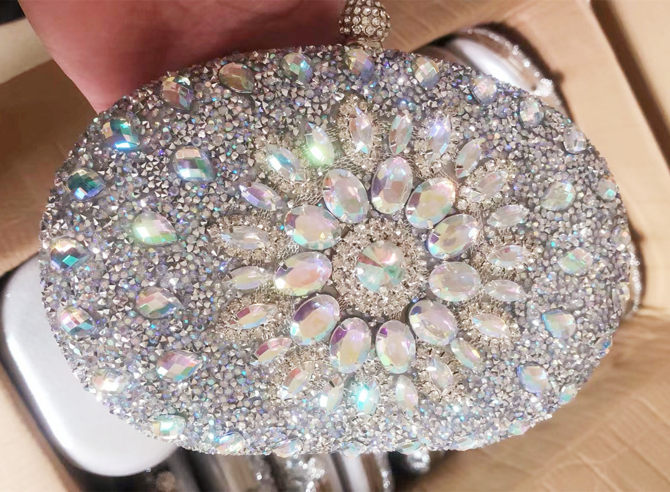 Wedding Diamond Silver Floral Crystal Sling Package Woman Clutch Bag Cell Phone Pocket Matching Wallet Purse Handbags: silverAB