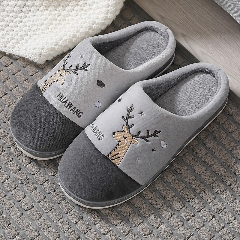 Cerf hiver avec des pantoufles de coton pour les femmes intérieur belle pantoufles d'hiver: Gris / 38-39