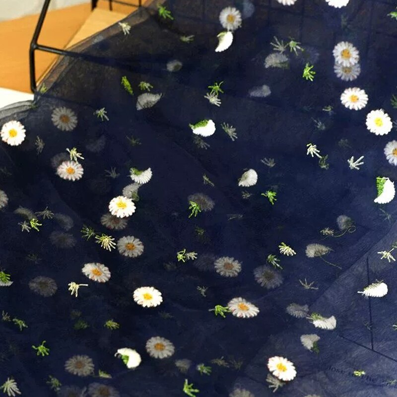 Kleine madeliefjesbloem mesh borduurstof franse netkantstof doe-het-zelf gordijnjurk kinderkleding babykleding tule stof