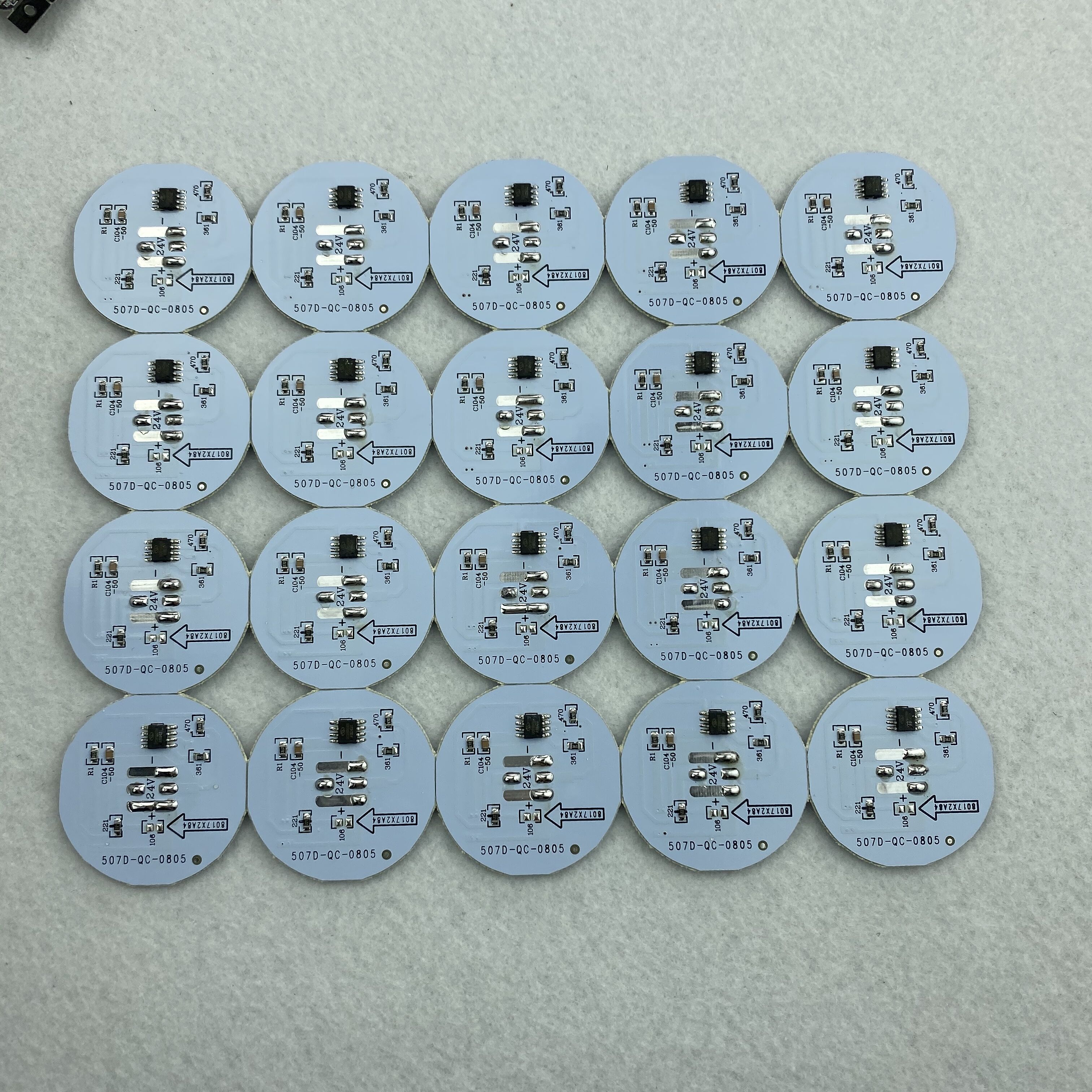 DC24V UCS1903 LED pixe PCBA; DC24V ingang; 7pcs 5050 SMD RGB LED, 1.68 W; 40mm diameter