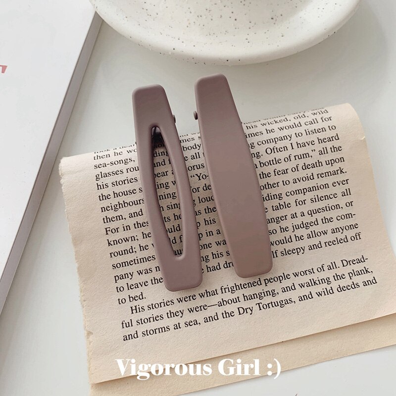 2PC Korea Macaron Color Hair Clips Acrylic Barrettes Geometric Hollow Matte Hair Clips For Girls Women Hair Accessories: 2pc Milk coffee clip