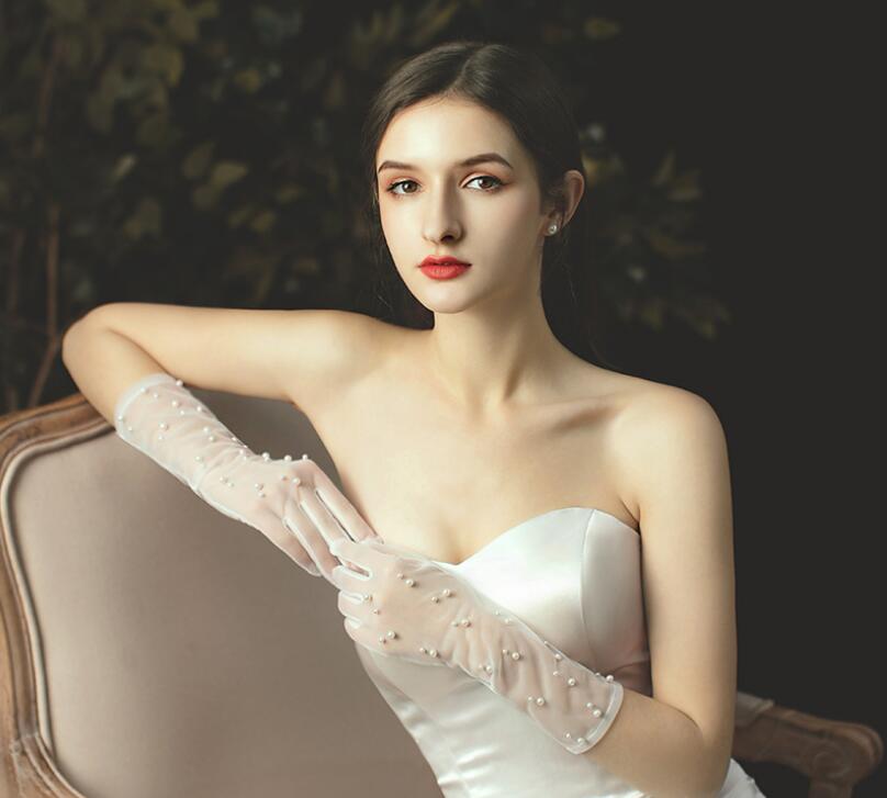 Wedding Glove Long Finger Bridal Gloves Party Dress Tulle Gloves with Imitation Pearl Decoration Wedding Accessories