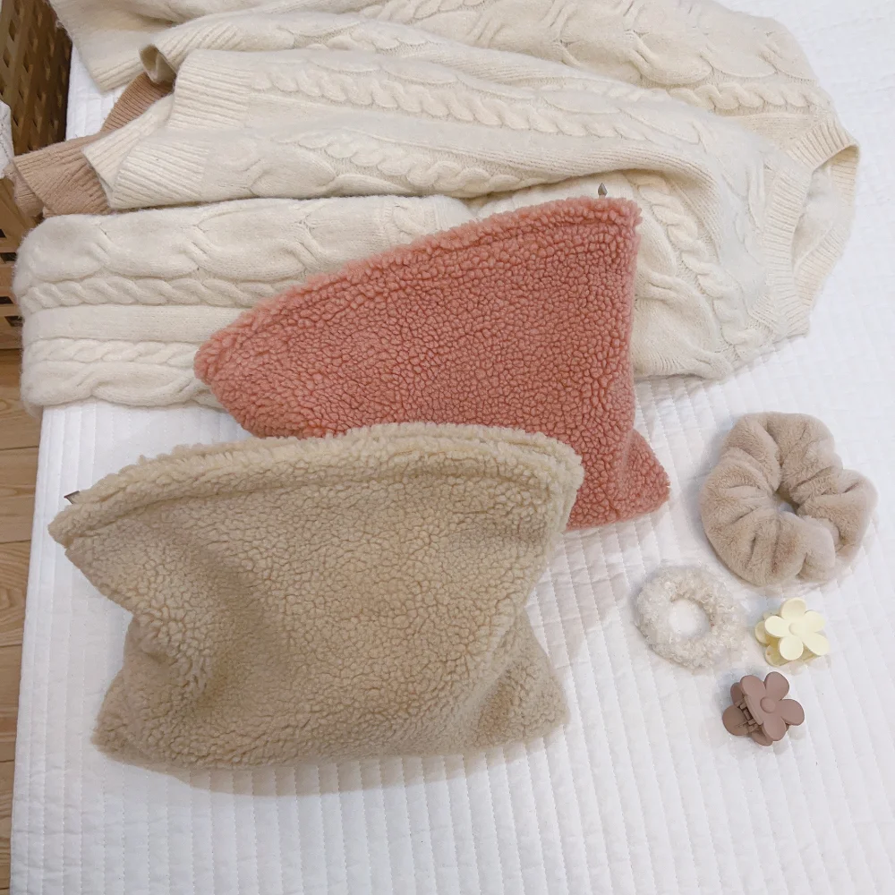 Trousse de toilette de voyage en laine douce pour femme, trousse à crayons cosmétique en peluche, trousse de maquillage, trousse à poudres, beauté, série de soins de beauté, pochette à pinceaux