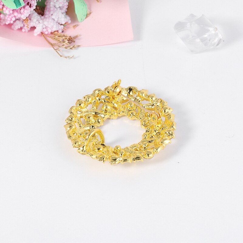 7Pcs Brooch Set - Butterfly Flower Wreath Scarf Buckle Ring Bouquet Clip for Women