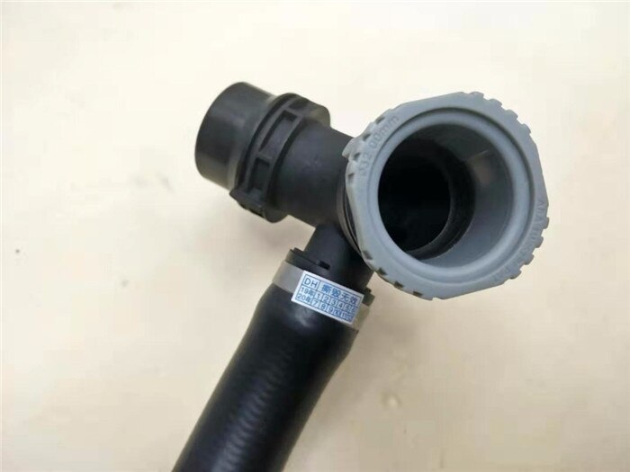 Manguera de retorno de agua refrigerante del motor, tubo de refrigeración para Volvo S60, S80, V70, XC60, XC70, XC90, Land Rover LR2, LR005564, 30774513