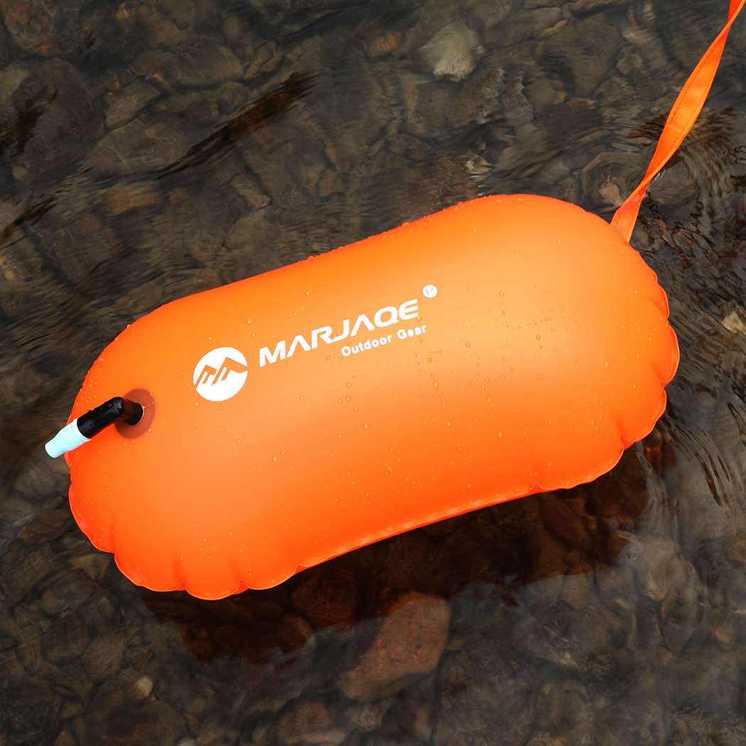 Nuoto bolla per nuotatori in acque libere triatleti, essere luminoso/visto/più sicuro durante il nuoto galleggiante di sicurezza e boa di nuoto a secco