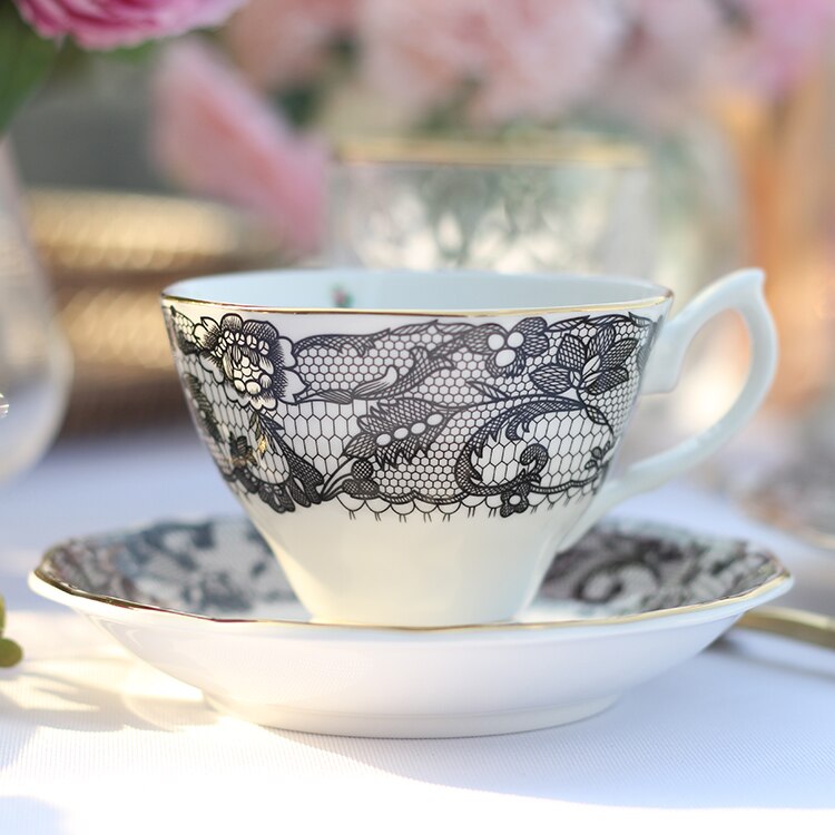 Engels Afternoon Koffie Kopje Thee Bone China Schotel Keramische Dessert Westerse Goud Luxe Tazas Para Cafe Kop En Schotel Set AA60BD