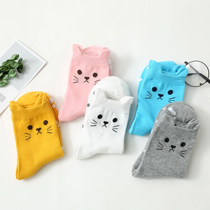 Women's Cartoon Harajuku Socks Colorful Cute Funny Happy Cat Animal 4 Season Socks for Girl Christmas