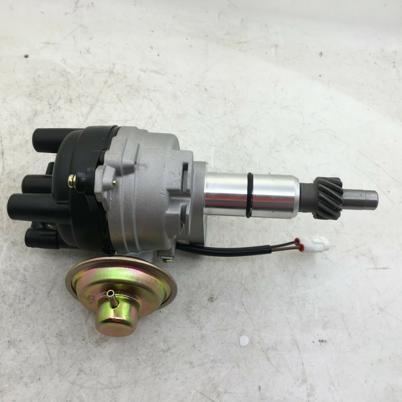 Distributor for Suzuki Carry F6A &amp; Mitsubishi U42T 660cc engine Jimny JA71 complete distributor 3 CYLINDERS