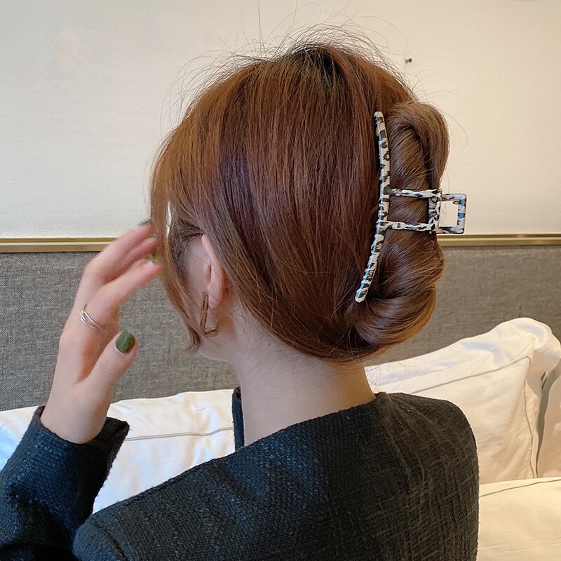 Hangzhi Koreaanse Kleurrijke Hollow Driehoek Kleine Haar Klauw Acetaat Haar Styling Clip Klem Voor Vrouwen Haar Accessoires