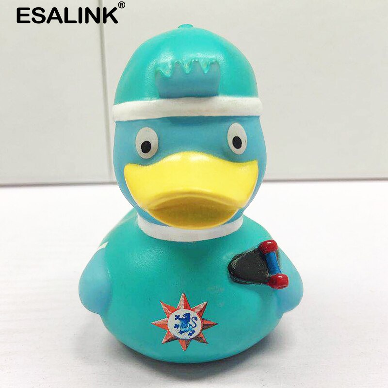 ESALINK 7-12Cm Ente Baby Spielzeug Kognitiven Puzzle Schwimm Spielzeug Skateboard Junge Duc Gummi Ente Bad Spielzeug Für mädchen