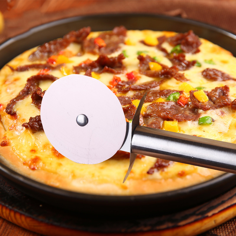 Rustfrit stål pizza enkelt hjul skæreværktøj diameter 6.5cm husholdningspizzakniv kageværktøj hjul brug til vaffelkager