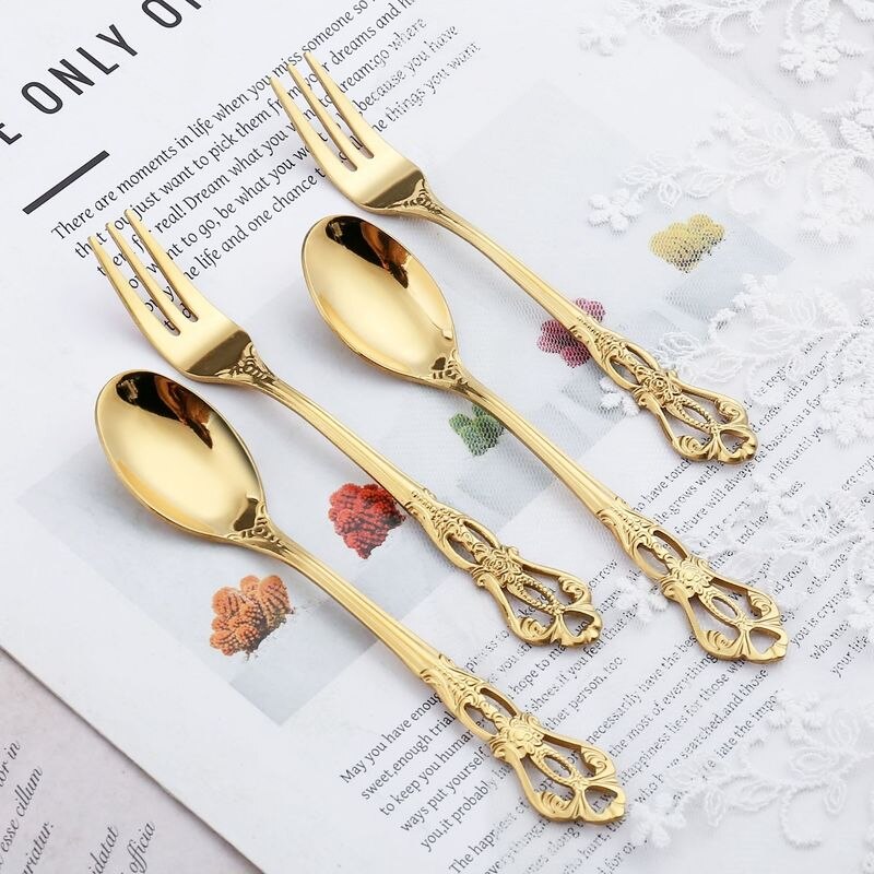 1 Pc European Royal Dessert Spoon Retro Hollow Cake Fruit Fork Embossed Craft Spoon Golden European Stainless Steel Coffee Spoon