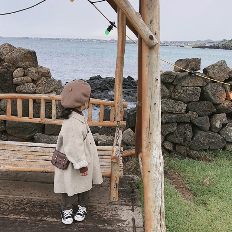 Giacca da cappotto per bambini per bambina 2022 grigio caldo addensare più velluto bottoni autunnali invernali abbigliamento per bambini in lana di agnello