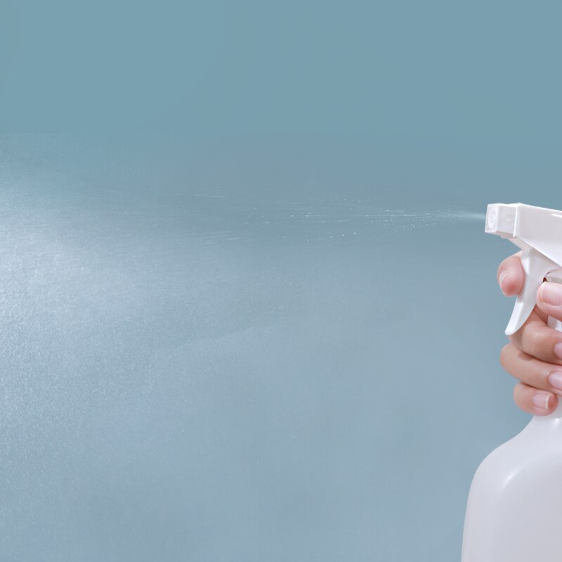 1PCS Plastic Spray Bottle with Adjustable Nozzle Food Grade Reusable Containers for Cleaning Hairdressing Watering Plants