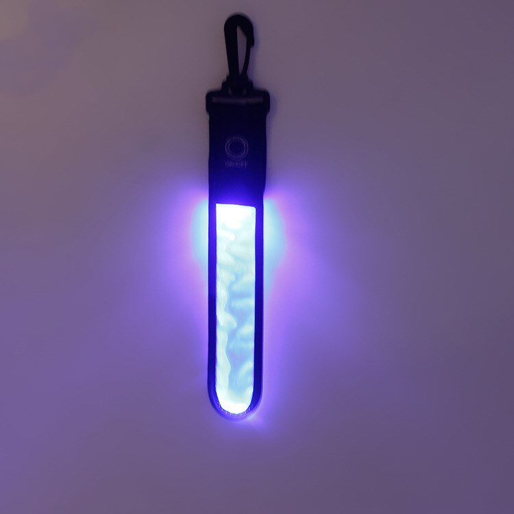 LED Licht Reflektierende Gürtel Gurt Nacht Ich bin Freien Zubehör Reflektierende Beleuchtung Anhänger Dekor Sport Sicherheit Tasche Anhänger: Blau