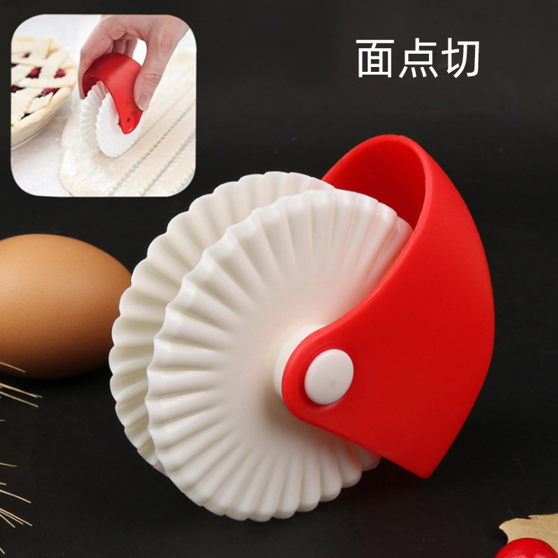 Baking tool pastry cutting wheel pastry curling wheel manual cutter roller knife kitchen gadget
