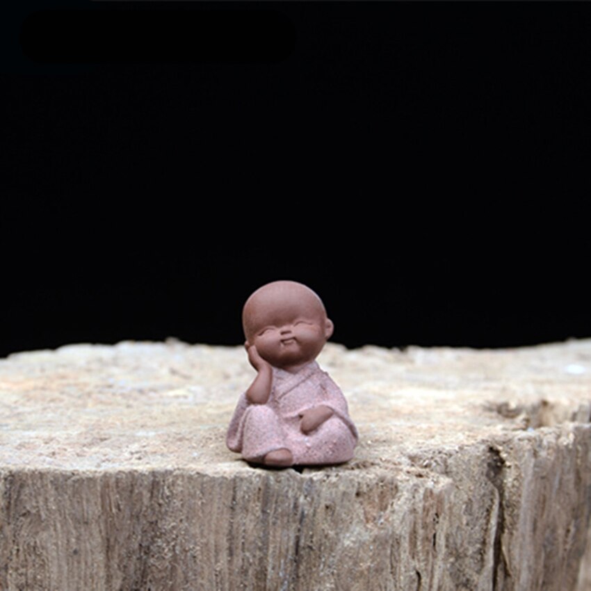 Håndlavet lilla ler buddha te kæledyr lille munk saftig plante dekoration te kæledyr ornament dekorativt til kungfu te bakke