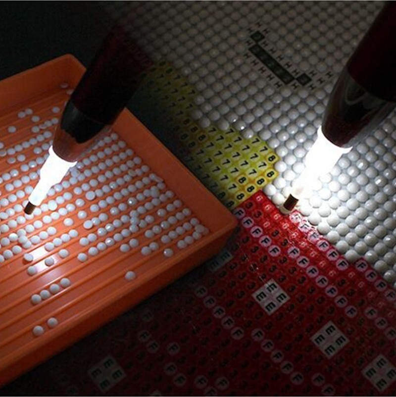 1PC DIY Diamond Painting Tool Lighting 5D Diamond Painting Point Drill Pen Sewing Accessories Crystal Cross Stitch