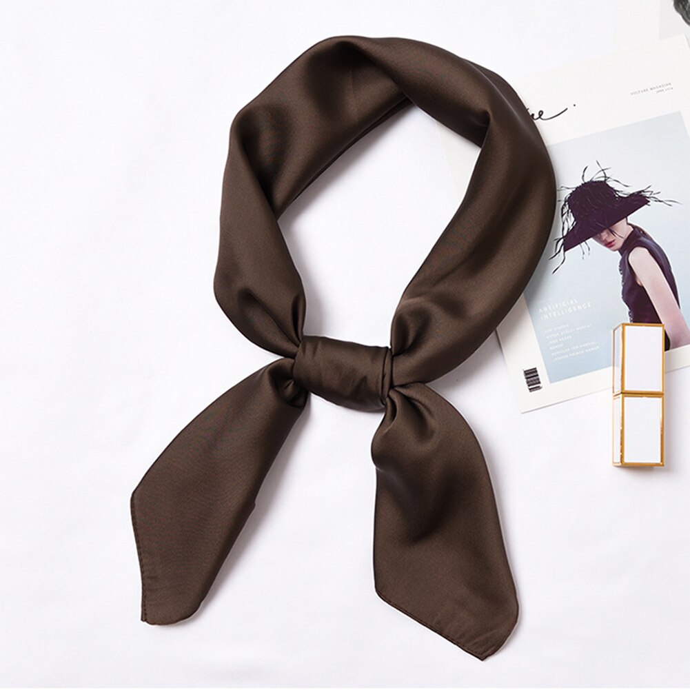 Solid halsduk kvinnor huvudduk för hår rosa grön vit sidenhalsduk dam 70cm*70cm fyrkantiga bandanas dam halsdukar: Mörkbrun