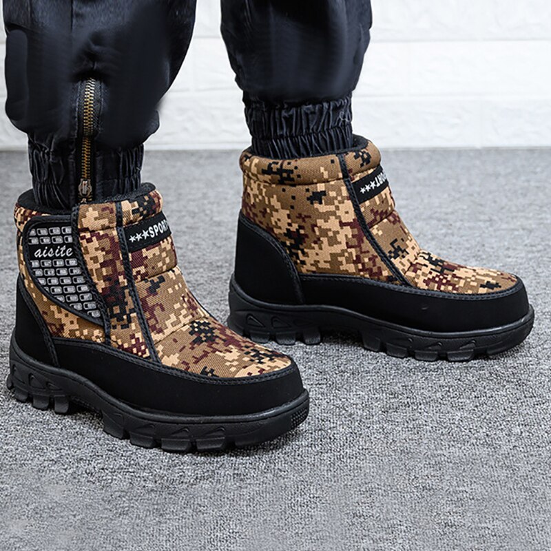 Men Boots Lightweight Winter Shoes For Men Snow Boots Waterproof Winter Footwear Non-slip Ankle Winter Boots rubber shoe sole