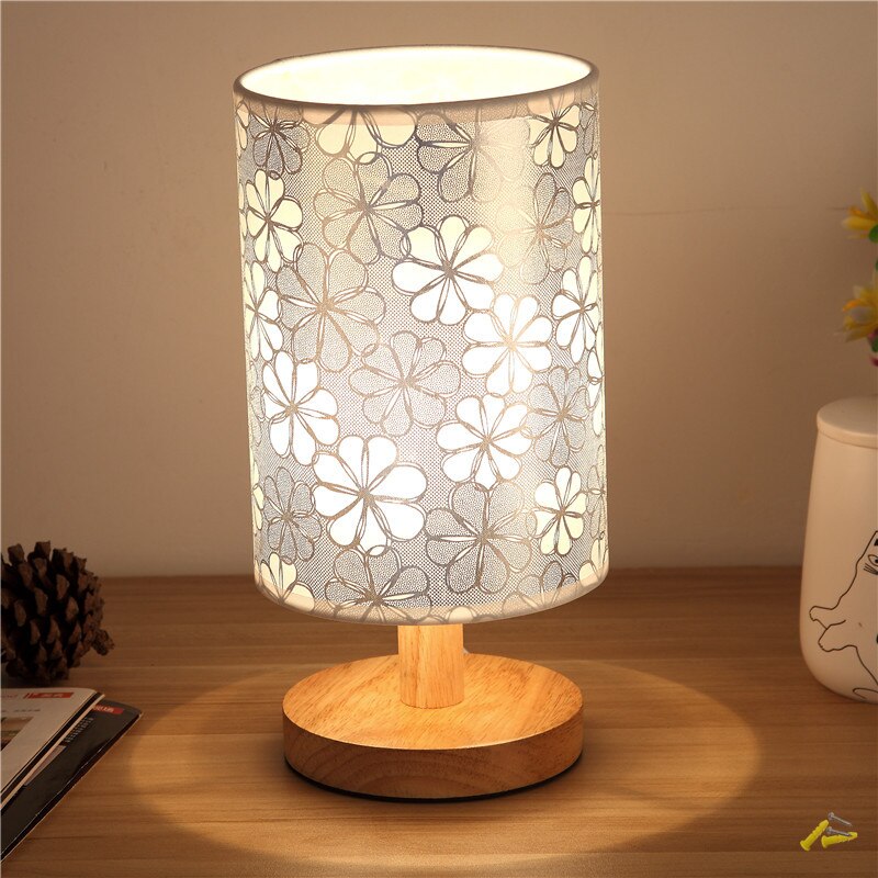 Nordic Wood LED Table Light Bedroom Bedside Table Lamp Reading Desk Lamp Living Room Learning Desk Light Indoor Decor Luminaire