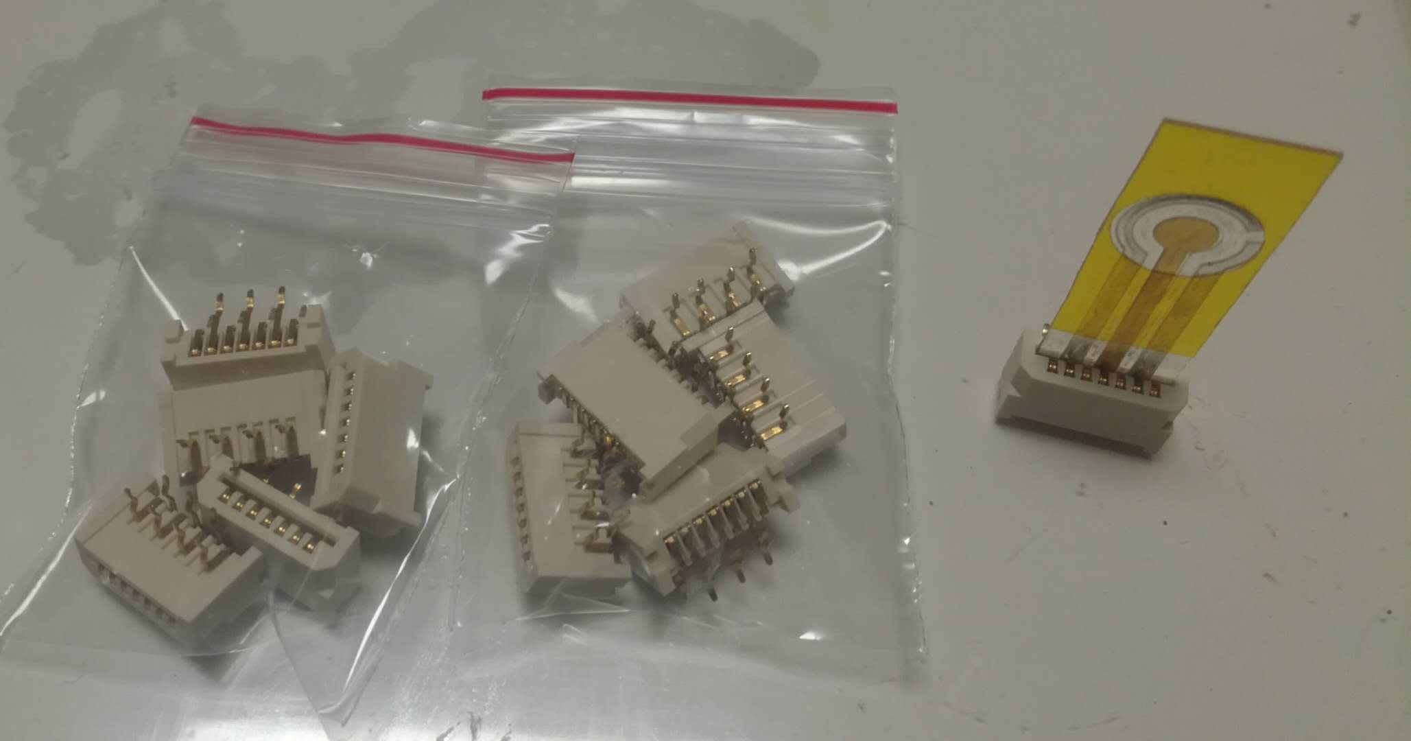 Flexible three-electrode gold electrode reference electrode silver/silver chloride working electrode counter electrode gold