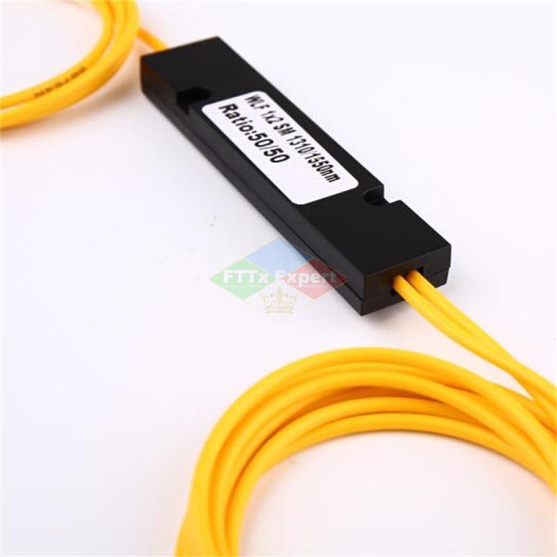 High Fiber Optic FBT Splitter LC/UPC Connector 1x2 SM 1310/1550nm