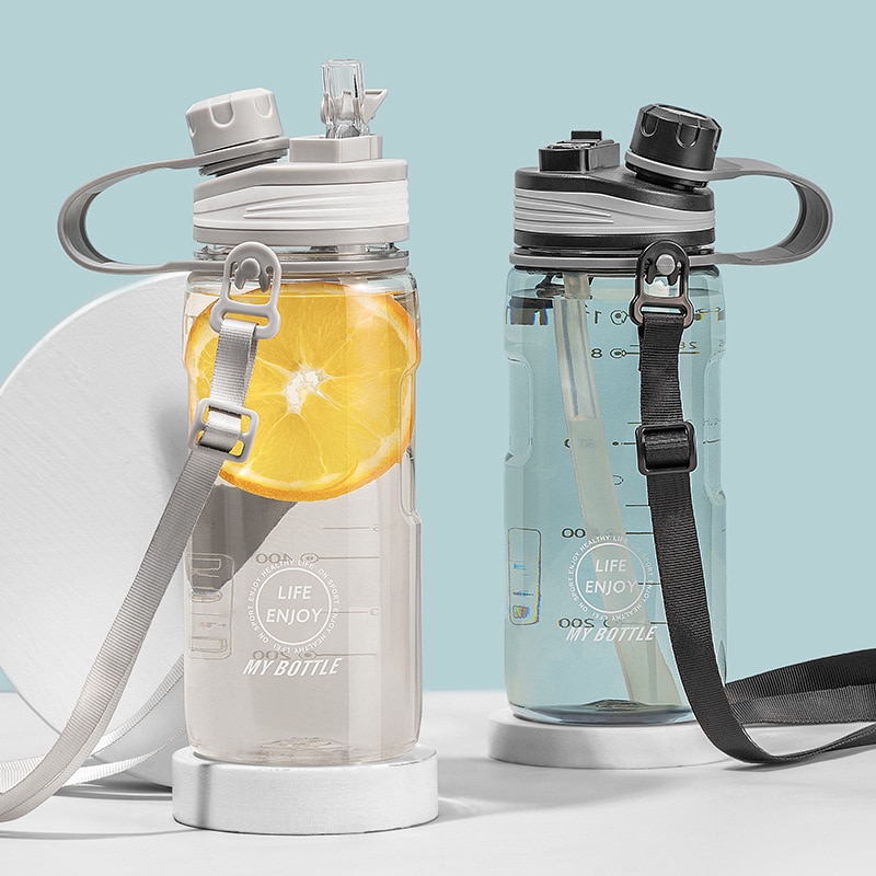 Borraccia sportiva da 2 litri di grande capacità con cannuccia acqua potabile trasparente in plastica trasparente a tenuta stagna con cinghie senza BPA