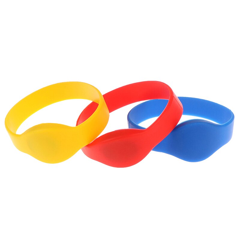 1pc 125 khz  em4100 tk4100 polsband rfid-armband id-kaart siliconen band alleen-lezen toegangscontrolekaart 3 kleuren: Willekeurig