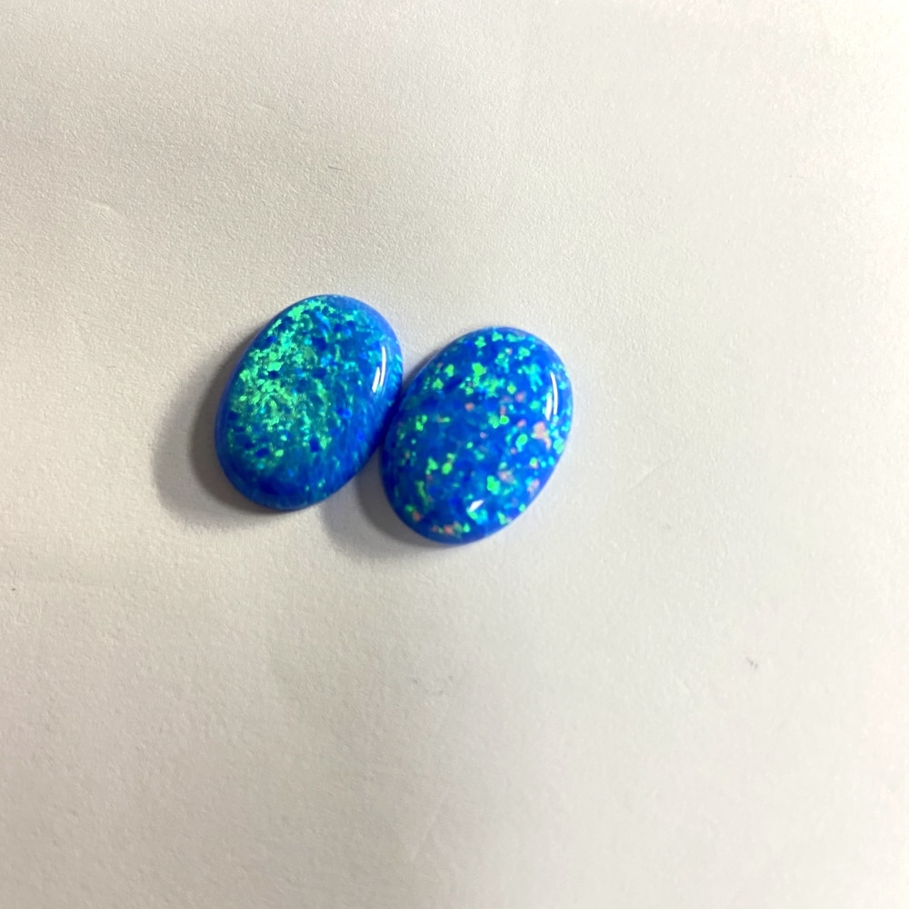 Lab skabt opal ædelsten  op05 oval 18 x 13mm mørkeblå brand opal flatback cabochon perler sten til ringfremstilling