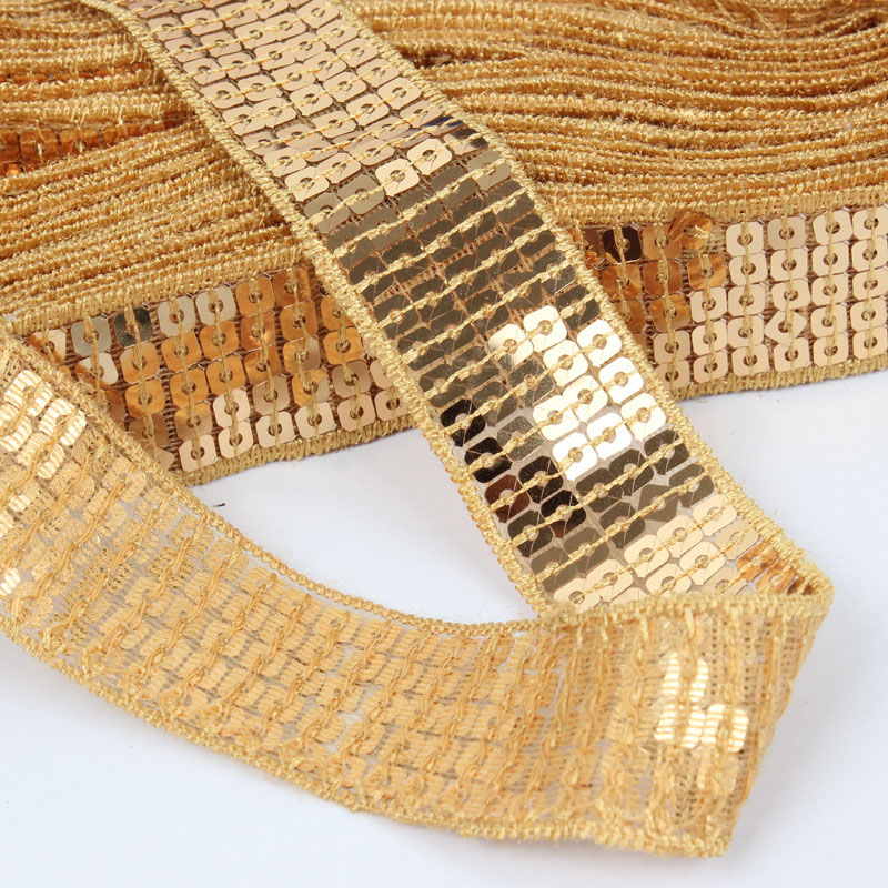 4.5 Yard/lot 4mm 5 Rijen Gold Shiny SquareFlat PVC Pailletten Pailetten Naaien Op Versieringen voor Ambachten Doek accessoire/Bags/Garment