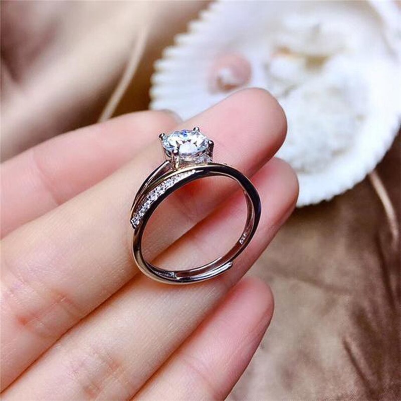 Huitan Edel Und GroßzüSoloauftritt Braut Hochzeit Frauen Ring Mit Runde CZ klassisch Schmuck Verlobung Ringe Silber Farbe Für Prinzessin