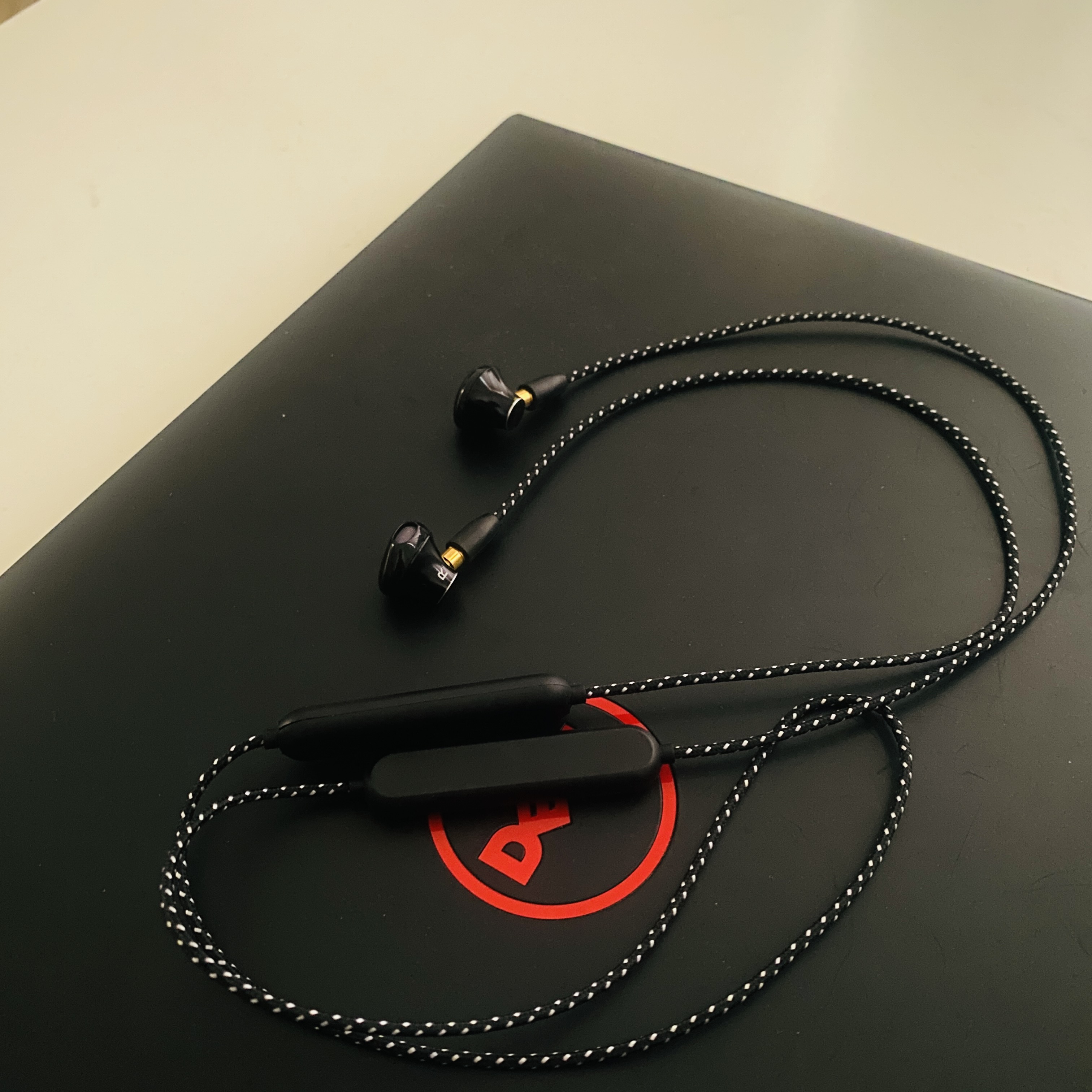 DXSounder Qualcomm qcc3084 Bluetooth 5.4 HIFI monitoring LDAC wireless live outdoor sports halterneck mmcx headphone cable: Dark Grey