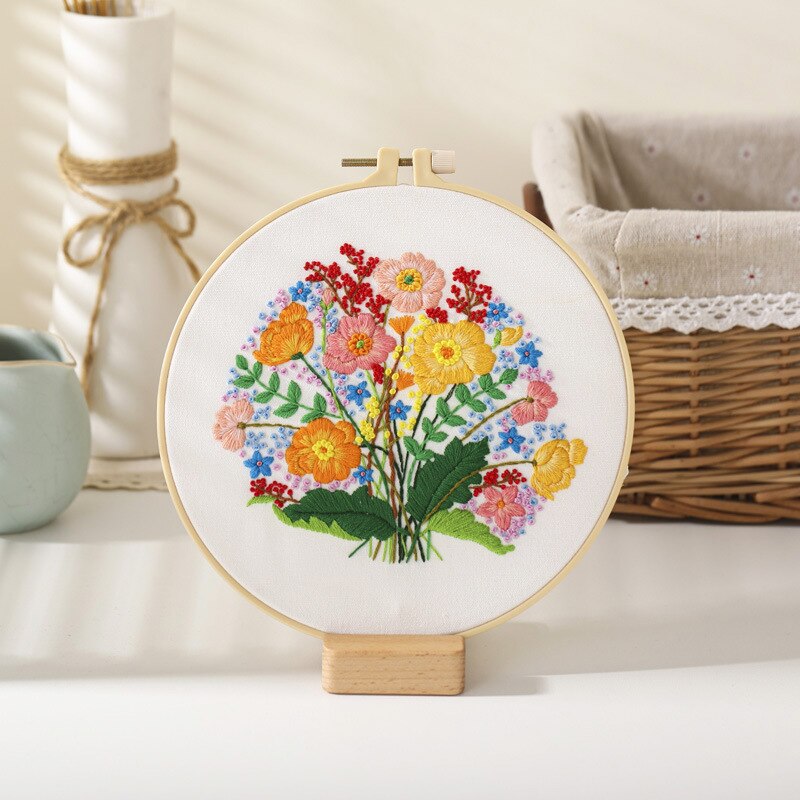 Flower Pattern Stamped Embroidery Kits DIY Embroidery Starter Kit With Bamboo Embroidery Hoop Cross Stitch Sewing Craft: Yixiaoqingcheng