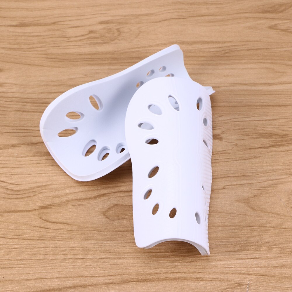 1 par leve respirável adulto bezerro equipamentos de proteção de equipamento de futebol para homem (branco): White