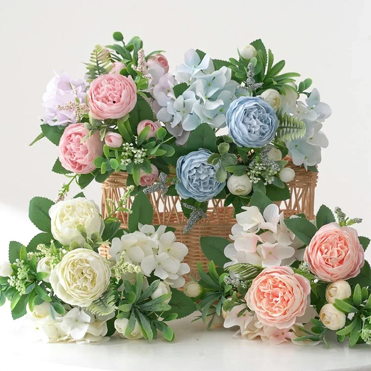Blaue Seidensträuße, künstlicher Wald, Hortensie, Pfingstrosenknospe, Hochzeit, Braut, Handstrauß, Hausgarten, Schreibtisch, Blumenarrangement, Dekor