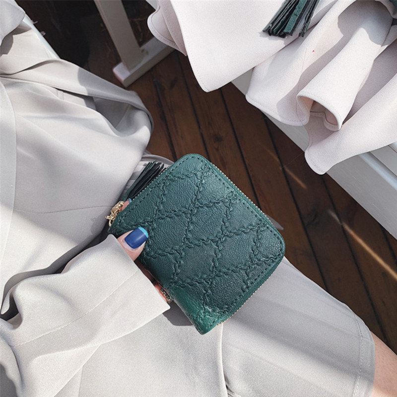 PURDORED 1 Pc Jahrgang Frauen Kurze Karte Halfter Quaste Dame Solide Geschäft Bank Karte fallen Kredit Ich würde Reisepass Abdeckung Karten brieftasche