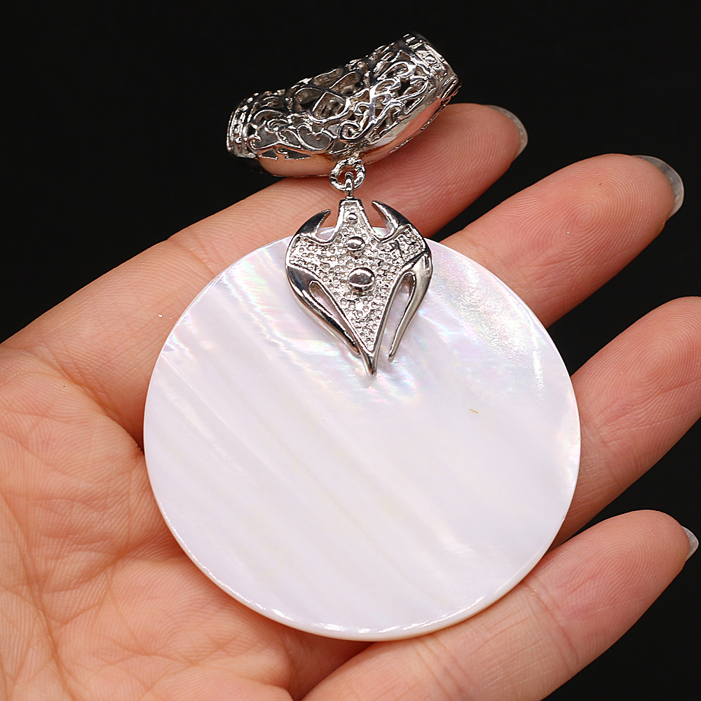 Natural Sliver Color Mother of Pearl Shell Pendant Big Round Sea shell Charm Pendant for Jewelry Making Necklace Supplies: F 50x50mm