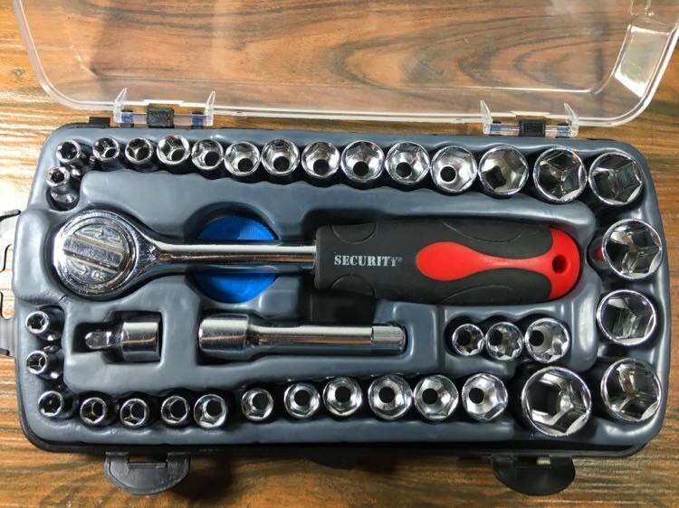 1set of 40Pieces Car Repair Tools Maintance Care Socket Sleeve Wrench Combination Set Motorcycle Vehicle Tool Kit