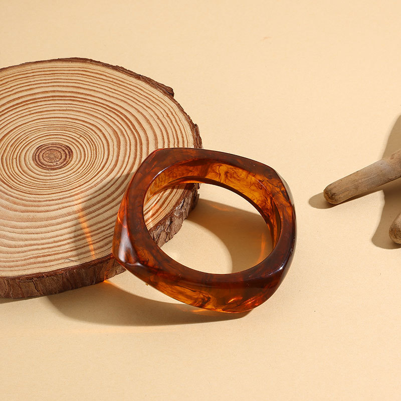 Geometrische acryl manchetarmbanden, armbanden voor dames, brede eenvoudige harsarmbanden, sieraden: Kobaltviolet