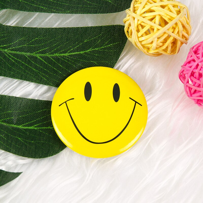 4.5Cm 1 Stks/partij Smiley Knop Broche Gezicht Open Ogen Leuke Badge Glimlach Kind Leuke Wai Unisex Youe Scheen