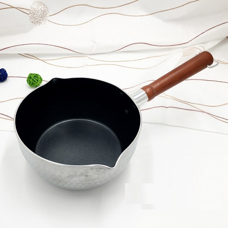 Small milk pot with wooden handle Nonstick pot can used on induction cooker Thickened aluminium saucepan for cooking noodles
