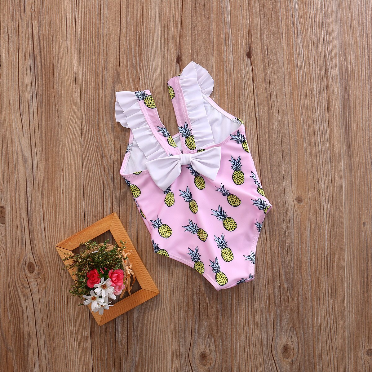 Sommer kawaii ananas ananas trykt baby jenter klær tilbake bue volanger låve beachwear klær