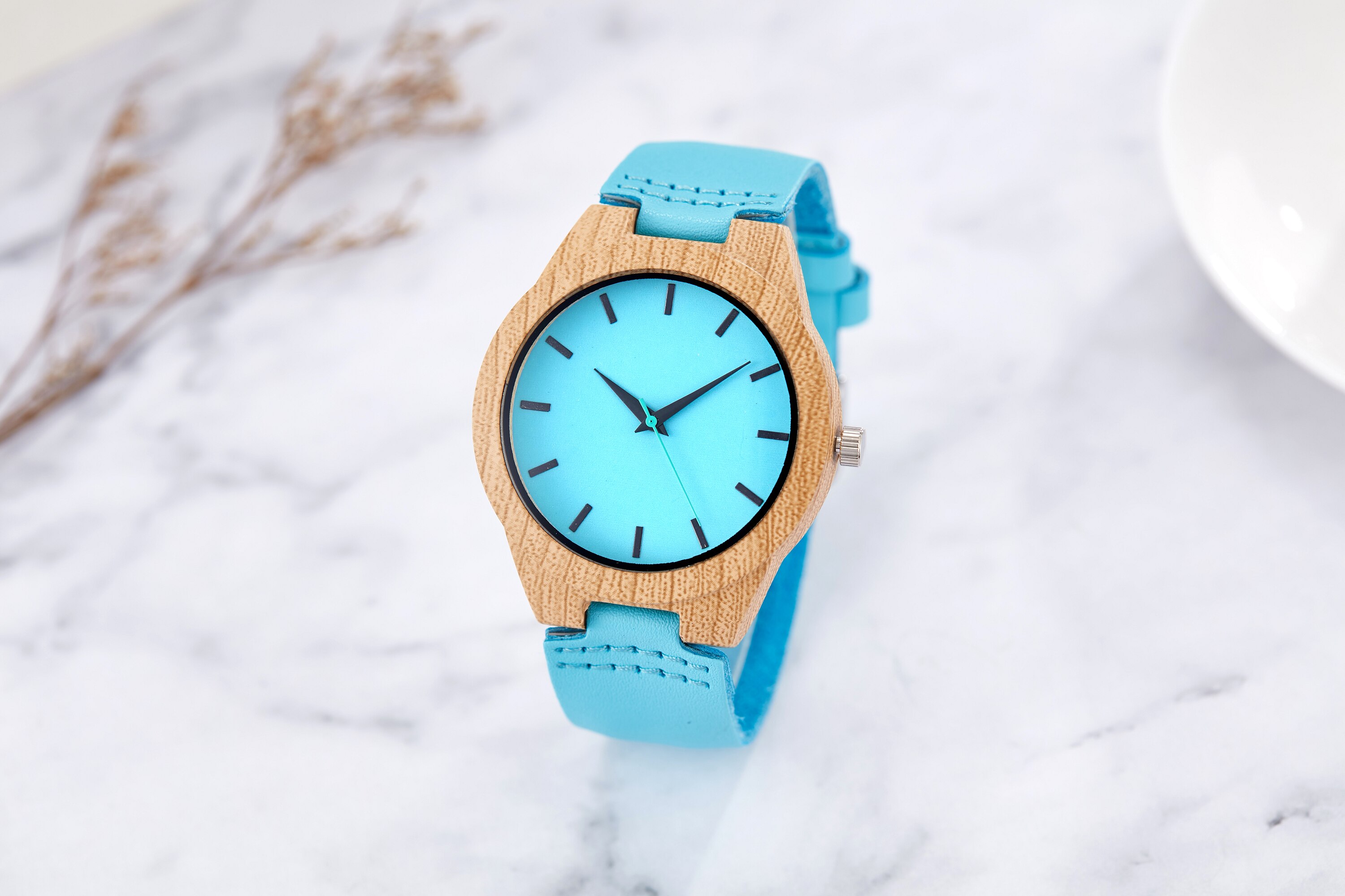 Imiteret træ kvarts ur mænd kvinder træ ure blå skive sekskant urkasse ure læder band par elsker håndled