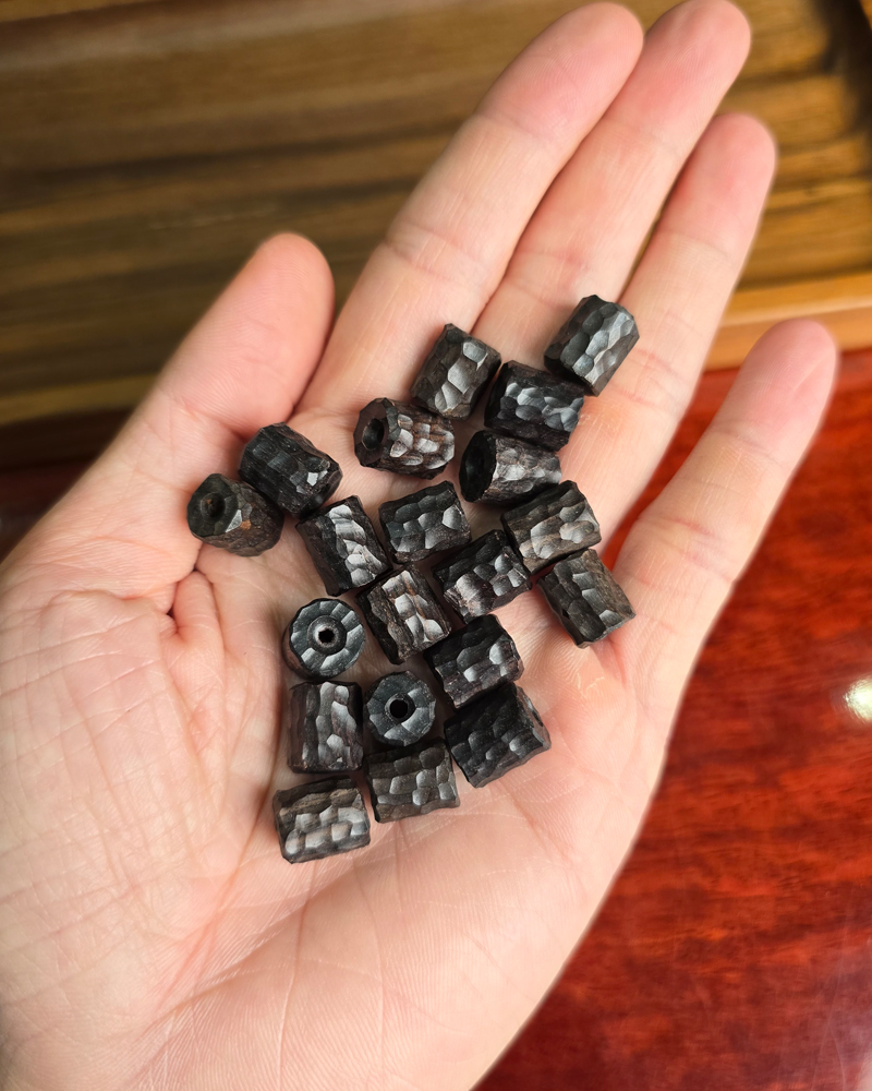 Cuentas de barril de ébano, accesorios de joyería DIY hechos a mano, cuentas superiores talladas con colgante coleccionable, cuentas sueltas, cuentas espaciadoras: Color amarillo dorado claro