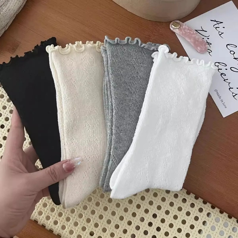 1/2 pares de calcetines Retro Lolita de color Beige para mujer, calcetines de malla ahuecados de seda fina con encaje de flores Retro, calcetines transparentes para mujer