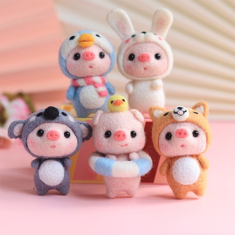Jiwuo Wool Felt Animal Pig Neddle Felting Kit Material Package Felting Wool Handmade Wool Felt Doll Toy Craft Kits for Adults