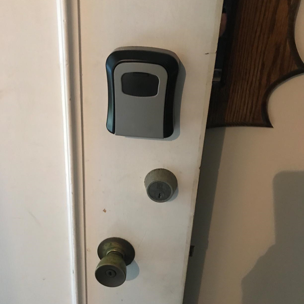 Wall Mount Key Storage Secret Box Keychain Holder Organizer 4 Digit Combination Password Security Code Lock No Key Home Safe