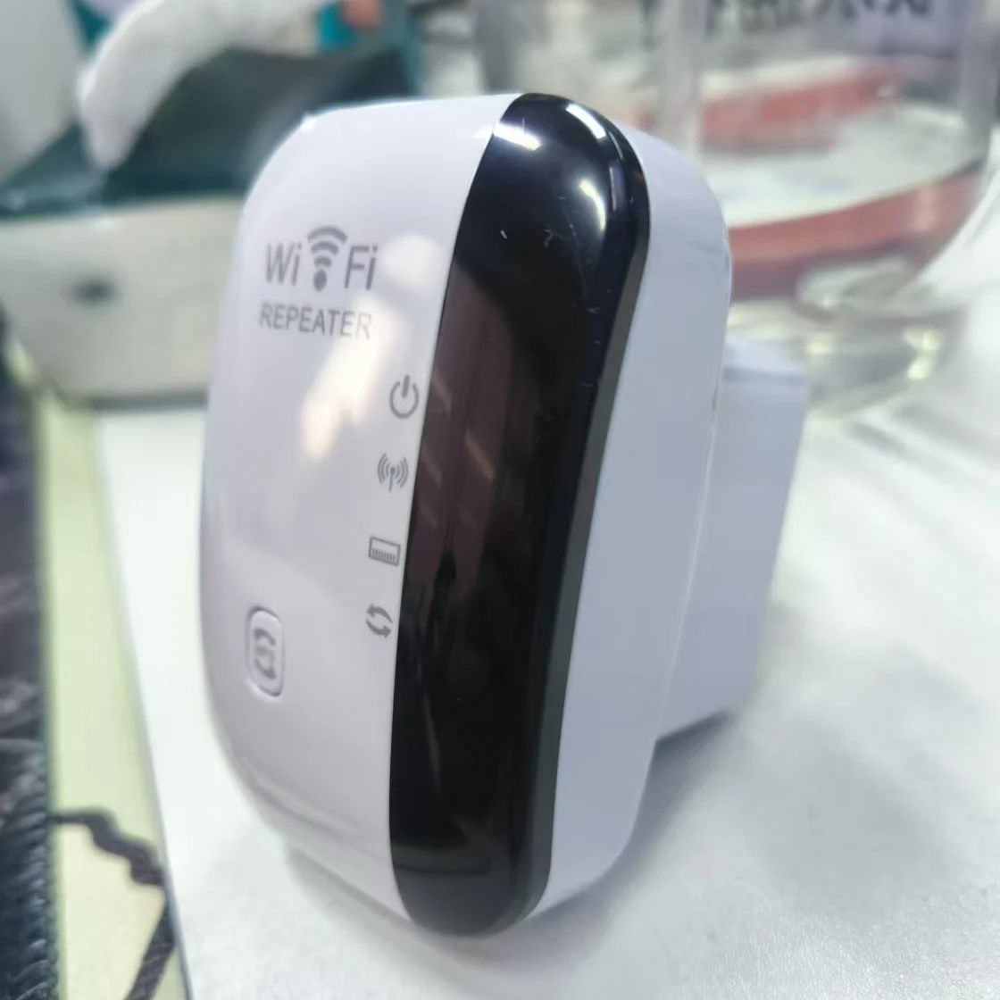 Wifi repeater trådløs signalforstærker udvidet netværksforstærker eu us hjemmerouter 300m gennem væggen soveværelse modtager bevægelse